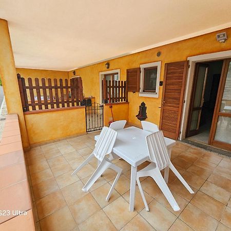 Residence Il Vento E Il Mare ปาเลา ภายนอก รูปภาพ