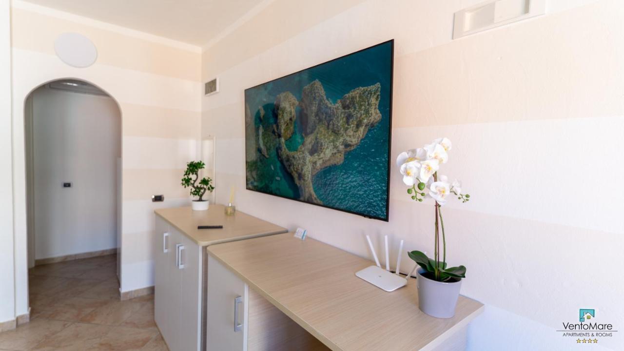 Residence Il Vento E Il Mare ปาเลา ภายนอก รูปภาพ