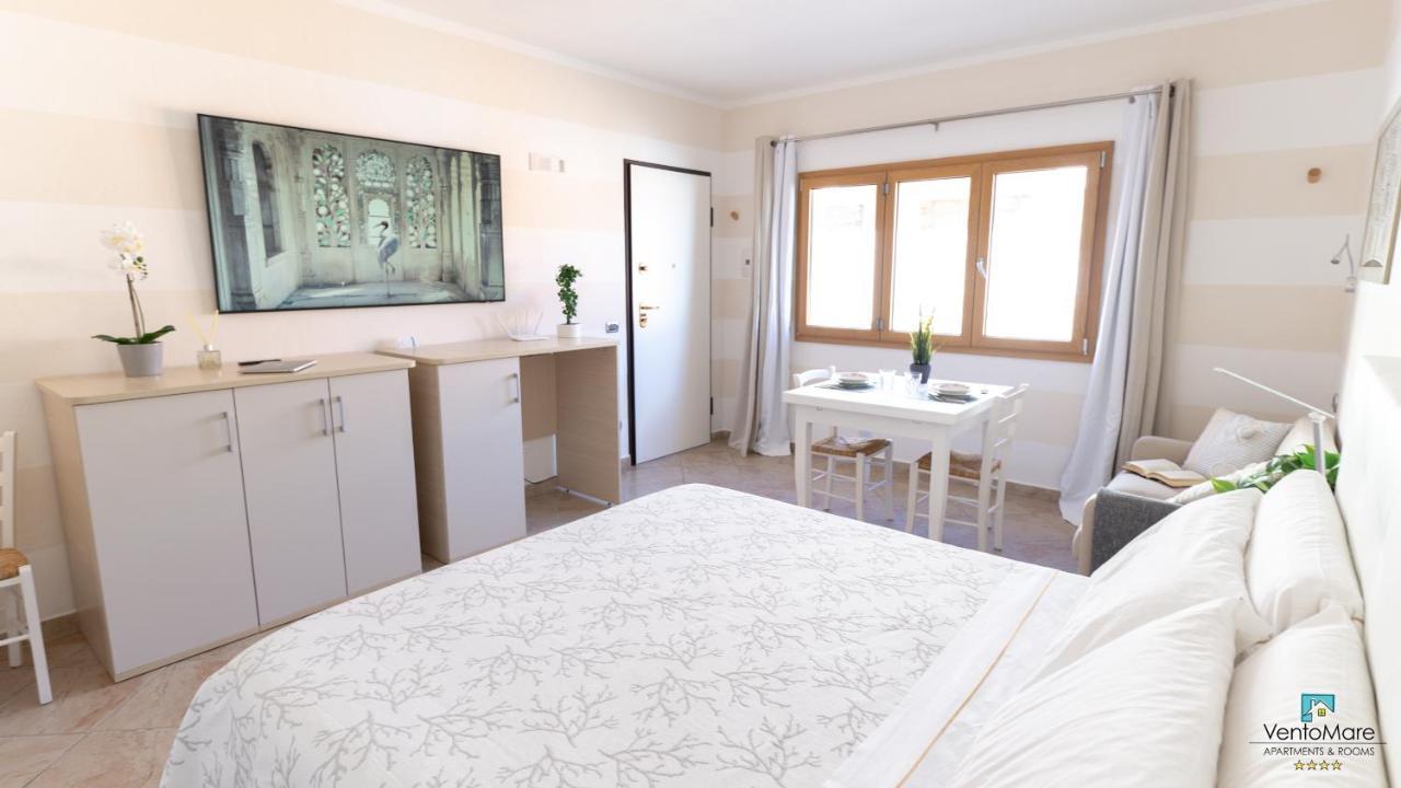 Residence Il Vento E Il Mare ปาเลา ภายนอก รูปภาพ