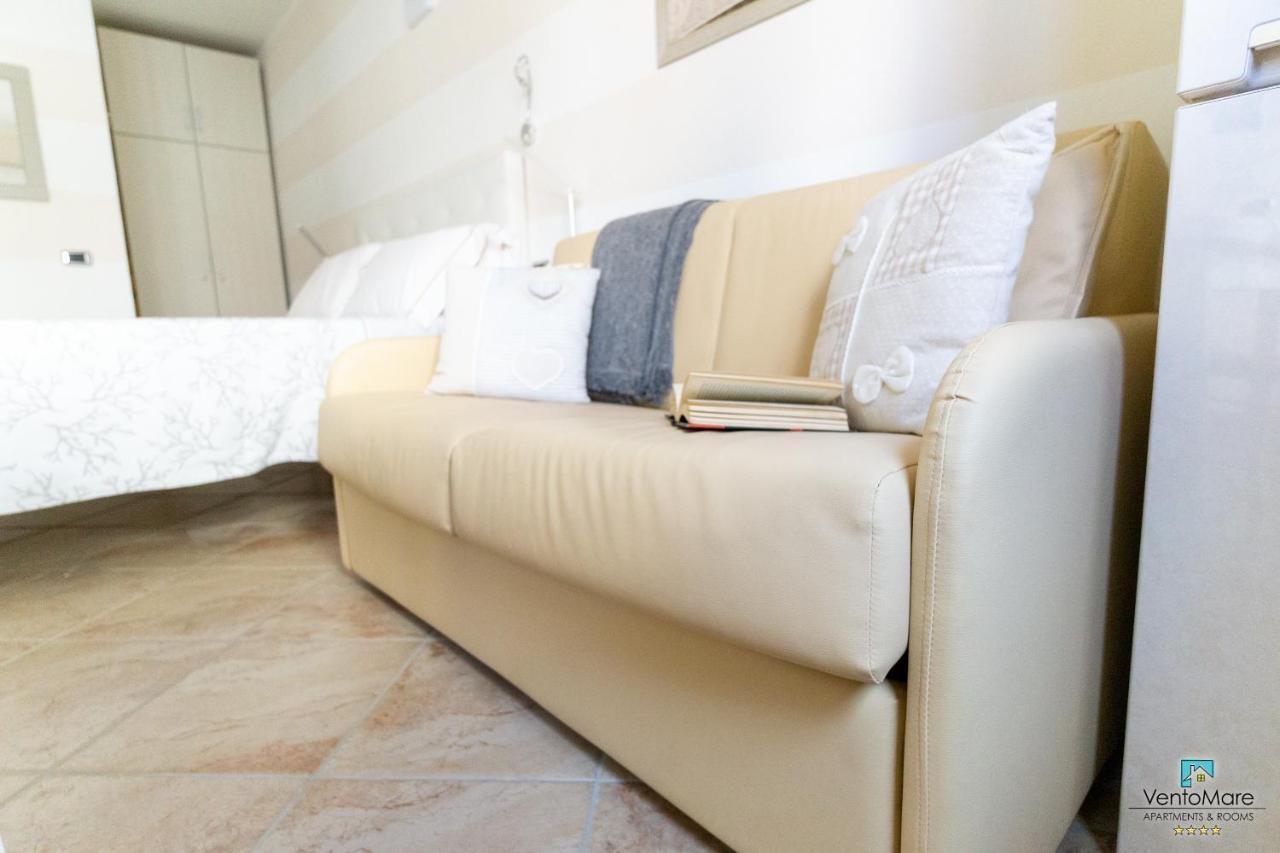 Residence Il Vento E Il Mare ปาเลา ภายนอก รูปภาพ