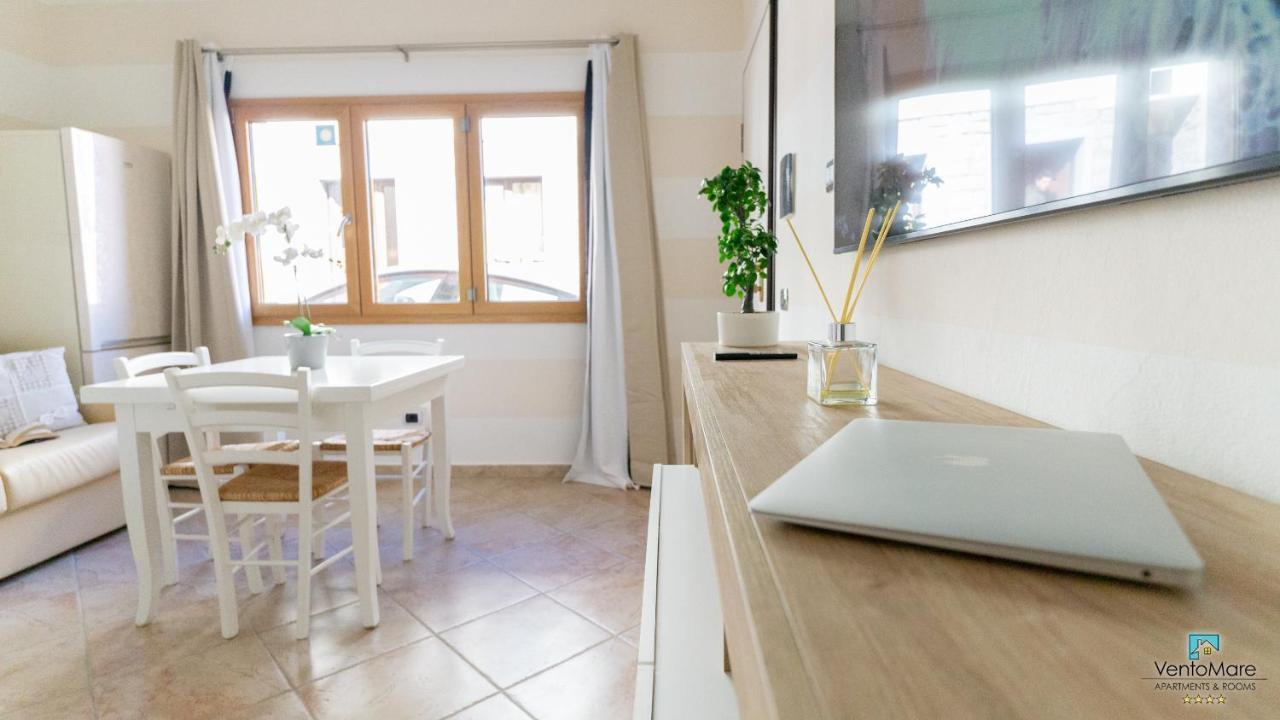 Residence Il Vento E Il Mare ปาเลา ภายนอก รูปภาพ
