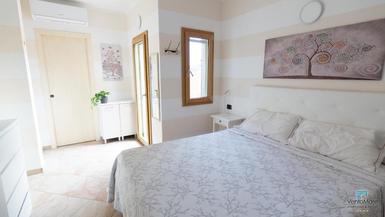 Residence Il Vento E Il Mare ปาเลา ภายนอก รูปภาพ