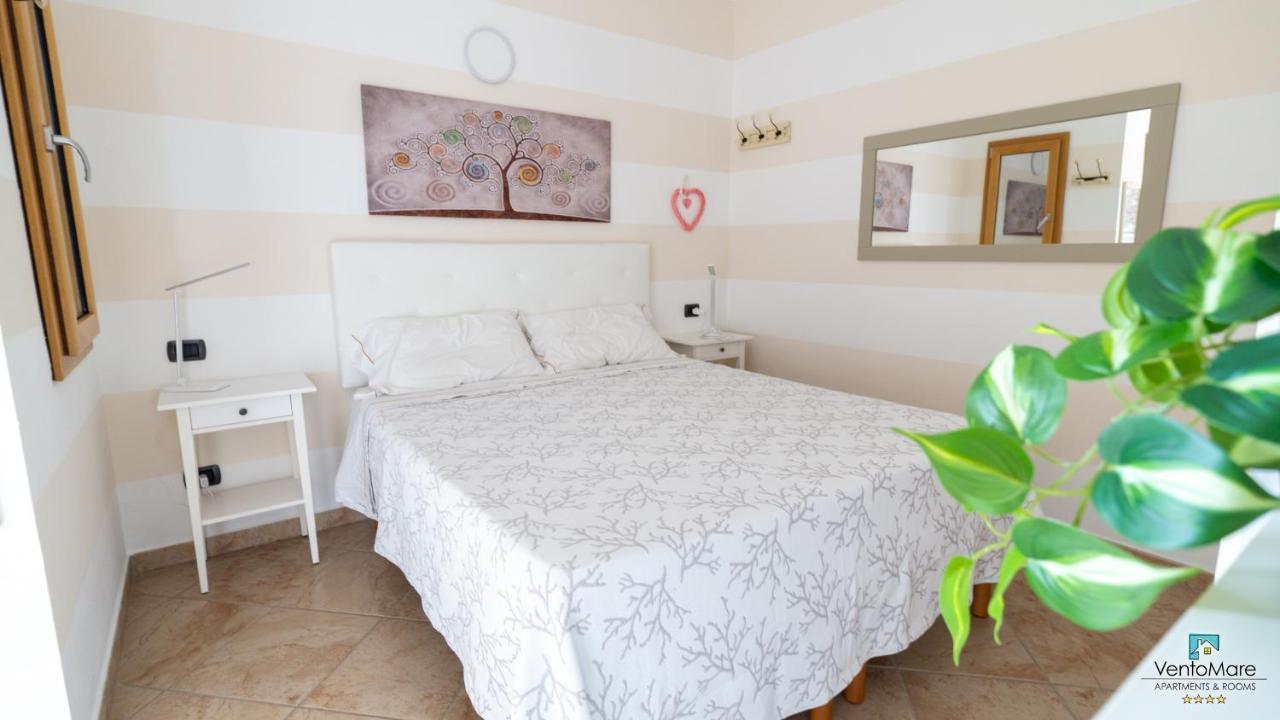 Residence Il Vento E Il Mare ปาเลา ภายนอก รูปภาพ