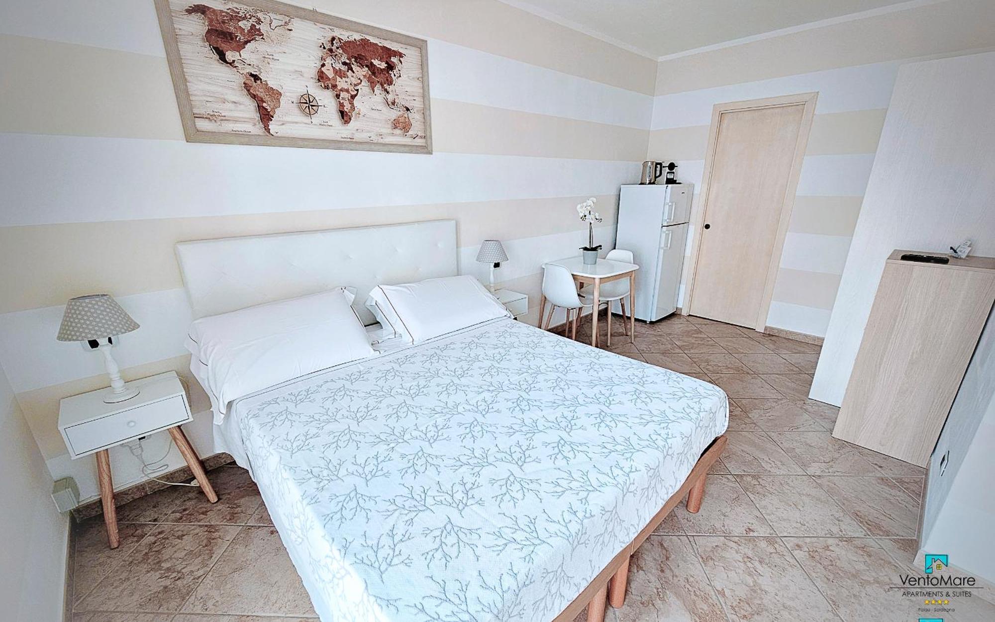 Residence Il Vento E Il Mare ปาเลา ภายนอก รูปภาพ